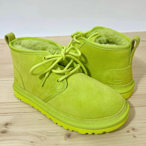 UGG Women’s Neumel Key Lime Booties Suede Boots size 6 - Picture 1 of 11